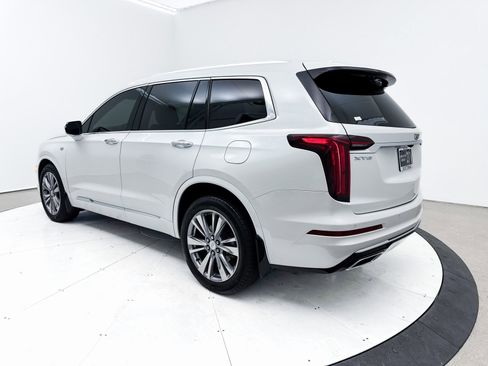 Used 2023 Cadillac XT6 Premium Luxury image 18