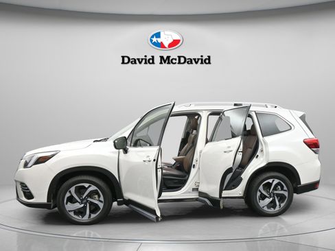 Used 2022 Subaru Forester Touring AWD/4WD image 47