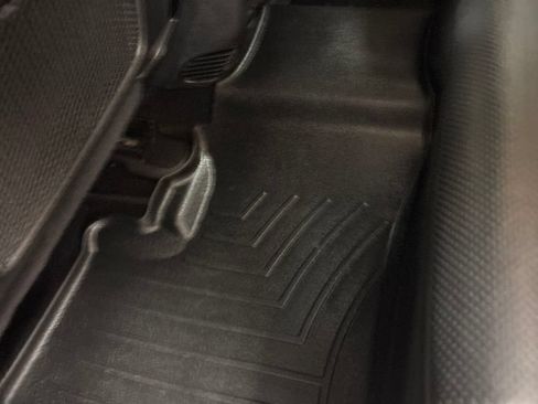 Used 2023 Dodge Durango R/T AWD/4WD image 30