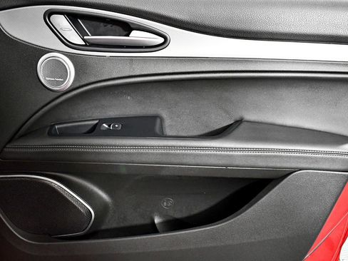 Used 2019 Alfa Romeo Stelvio Ti Sport w/ Quick Order Package 22S Sport image 41