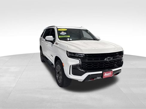 Used 2023 Chevrolet Tahoe Z71 w/ Luxury Package AWD/4WD image 12