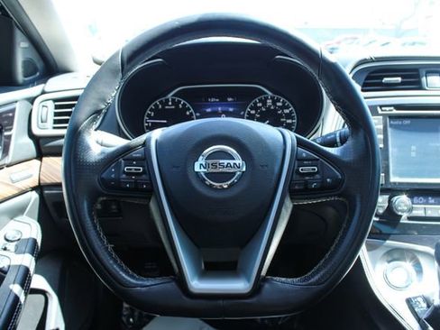 Used 2016 Nissan Maxima Platinum image 23
