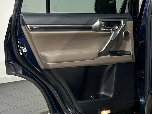 Used 2023 Lexus GX 460 Premium AWD/4WD image 45