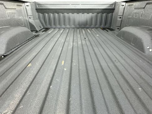 Used 2024 GMC Sierra 2500 Pro w/ Convenience Package image 32