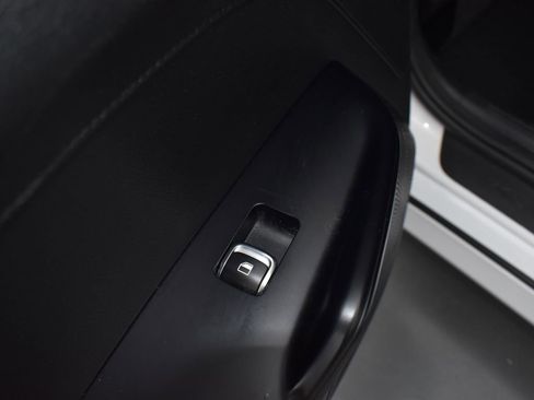 Used 2021 Kia K5 LXS image 11