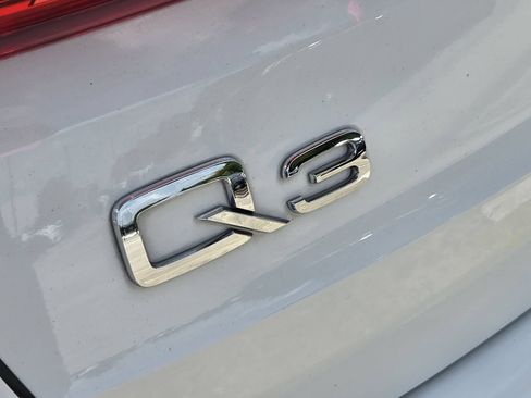 Used 2022 Audi Q3 2.0T Premium AWD/4WD image 13