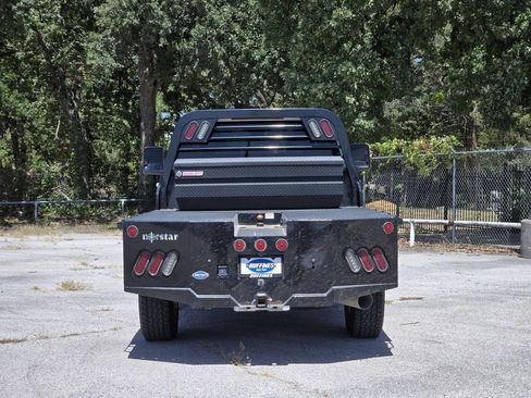 Used 2024 Chevrolet Silverado 3500 LT w/ Convenience Package AWD/4WD image 6