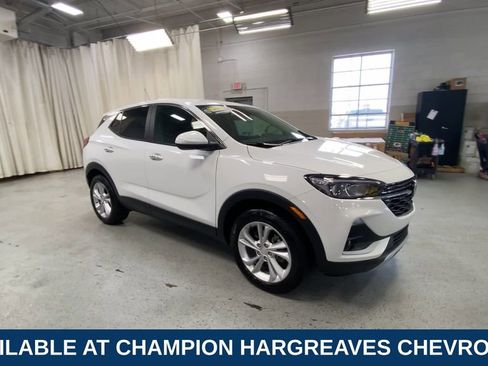 Used 2023 Buick Encore GX Preferred w/ Cold Weather Comfort Package AWD/4WD image 2