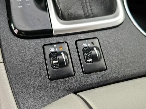 Used 2015 Toyota Highlander XLE AWD/4WD image 37