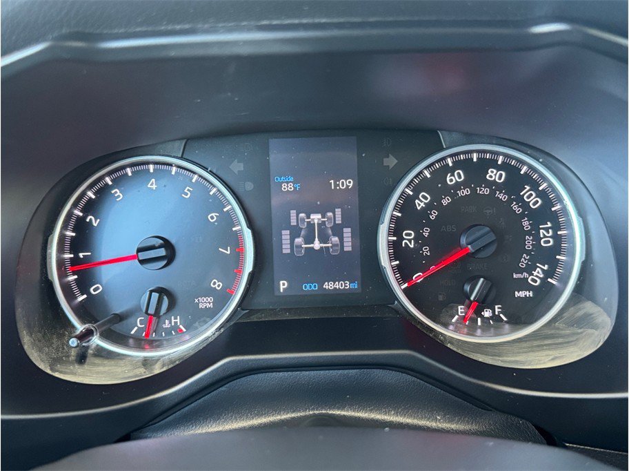 Used 2021 Toyota RAV4 LE AWD/4WD image 15