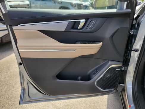 New 2026 Buick Enclave Preferred w/ Power Package image 11