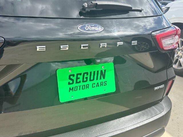 Used 2025 Ford Escape ST-Line Select AWD/4WD image 33