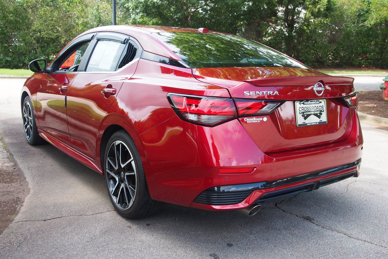 Used 2024 Nissan Sentra SR FWD image 5