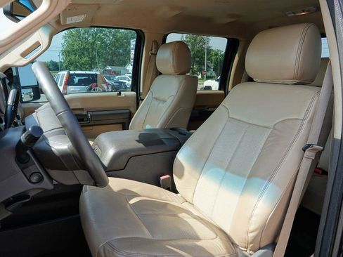 Used 2014 Ford F250 Lariat w/ Chrome Package image 10