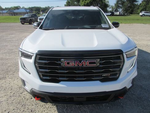 New 2026 GMC Acadia AT4 w/ Luxury Package AWD/4WD image 11