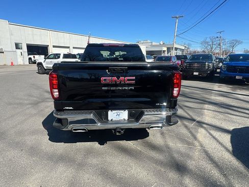 Used 2023 GMC Sierra 1500 SLE image 6