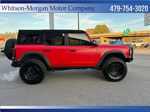 Used 2023 Ford Bronco Badlands w/ Sasquatch Package AWD/4WD image 7