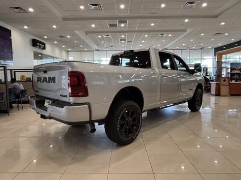 New 2026 RAM 2500 Laramie AWD/4WD image 4