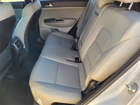 Used 2020 Kia Sportage S w/ S Sunroof Package image 18