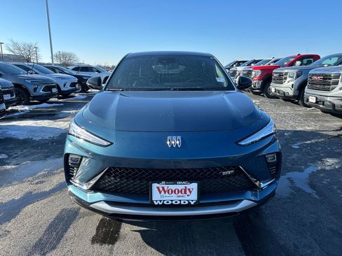 New 2026 Buick Envista Sport Touring FWD image 4