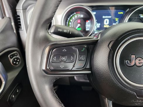 Used 2023 Jeep Wrangler Unlimited w/ 8.4" Radio Group AWD/4WD image 29