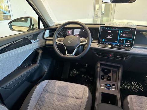 New 2025 Volkswagen Tiguan S image 10