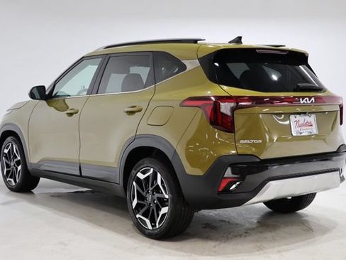 Used 2024 Kia Seltos SX w/ SX Sunroof Package AWD/4WD image 6