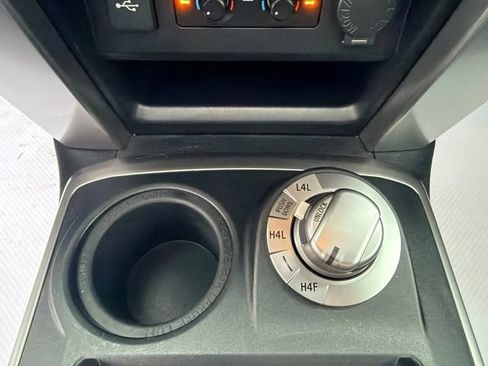 Used 2021 Toyota 4Runner Limited AWD/4WD image 29