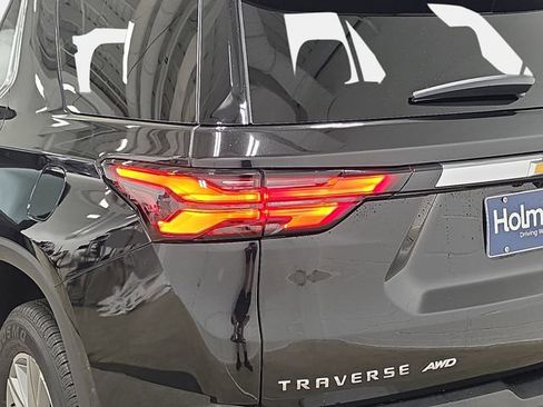 Used 2023 Chevrolet Traverse LT AWD/4WD image 33