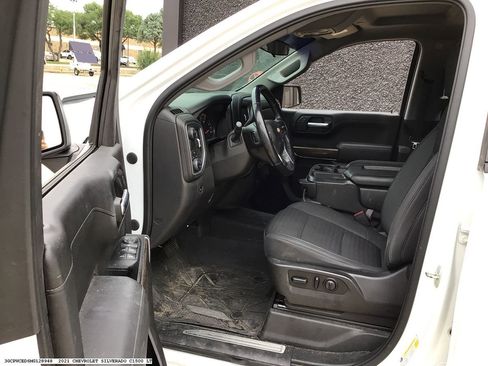 Used 2021 Chevrolet Silverado 1500 LT w/ Bed Protection Package RWD image 8