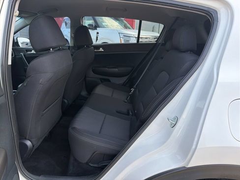 Used 2022 Kia Sportage LX FWD image 15