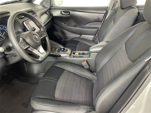 Used 2020 Nissan Leaf S w/ S Charge Package image 2