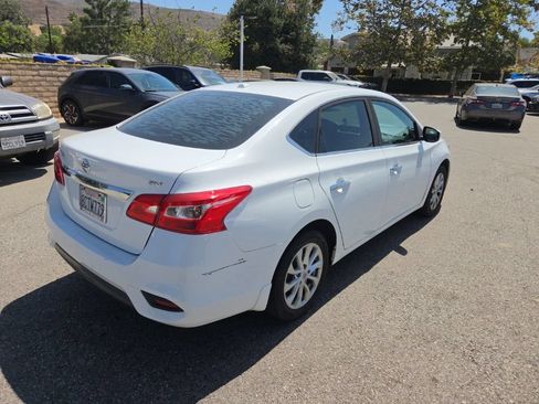 Used 2018 Nissan Sentra SV FWD image 5