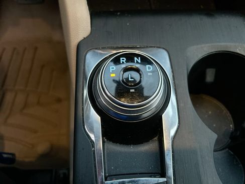 Used 2020 Ford Escape SEL AWD/4WD image 20