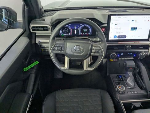 New 2026 Toyota 4Runner TRD Off-Road Premium AWD/4WD image 27