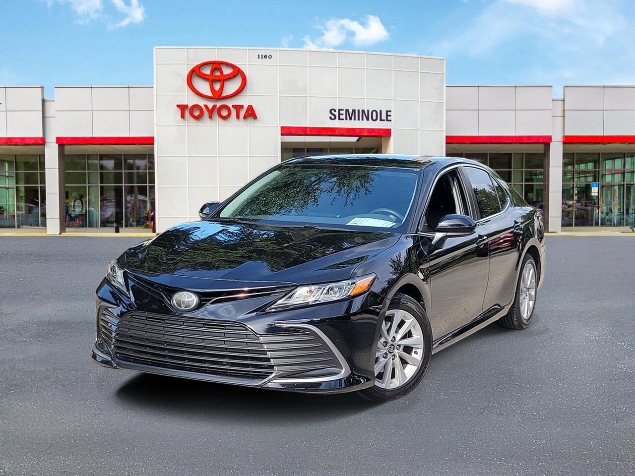 Used 2022 Toyota Camry LE FWD 360° Tour