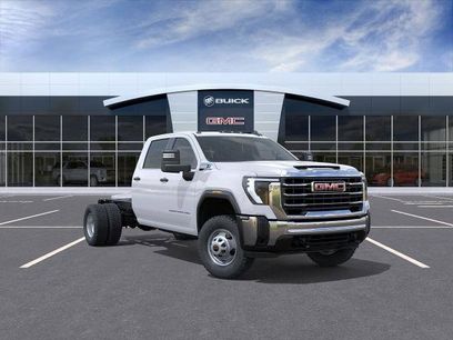 New 2025 GMC Sierra 3500 Pro