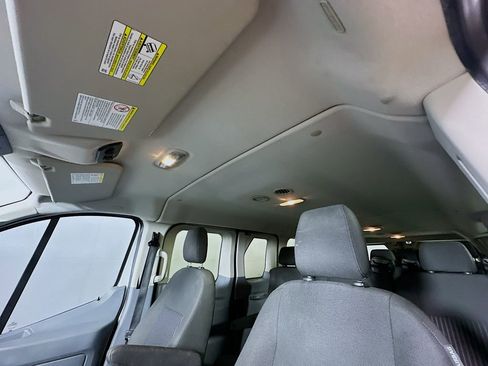 Used 2016 Ford Transit 350 XLT RWD image 13