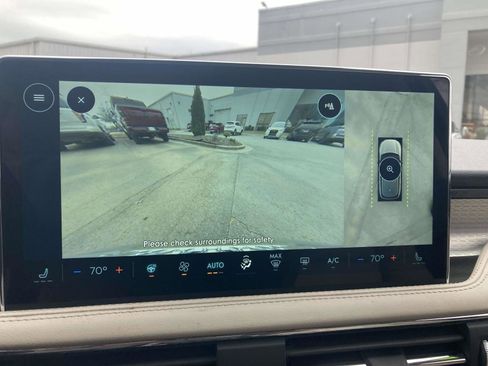 New 2026 Lincoln Corsair Premiere image 22