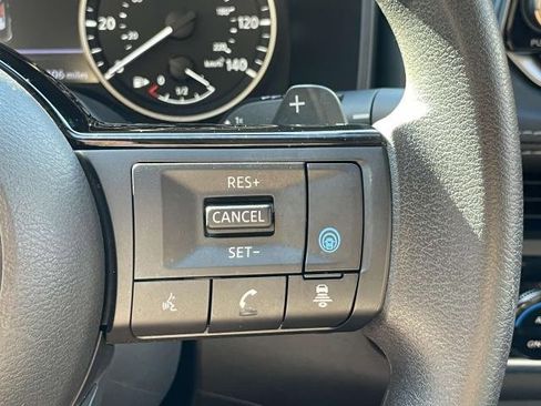 Certified 2023 Nissan Rogue SV image 23