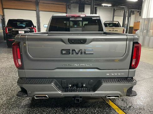 Used 2026 GMC Sierra 1500 Denali Ultimate AWD/4WD image 6