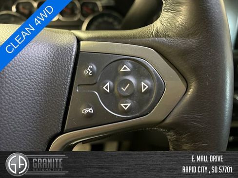 Used 2018 Chevrolet Silverado 1500 High Country image 34