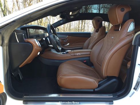 Used 2021 Mercedes-Benz S 560 4MATIC Coupe image 12