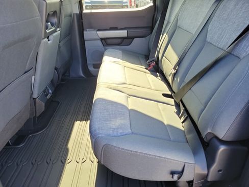 New 2026 Ford F250 XLT w/ FX4 Off-Road Package AWD/4WD image 13