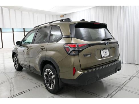 New 2026 Subaru Forester Premium image 5