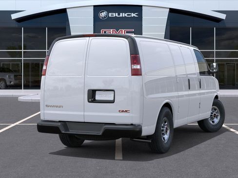 New 2026 GMC Savana 3500 RWD image 28
