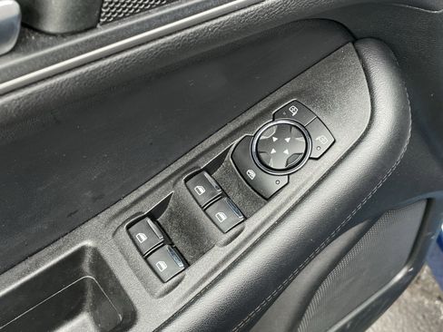 Used 2022 Ford Edge SEL w/ Class II Trailer Tow Package image 13