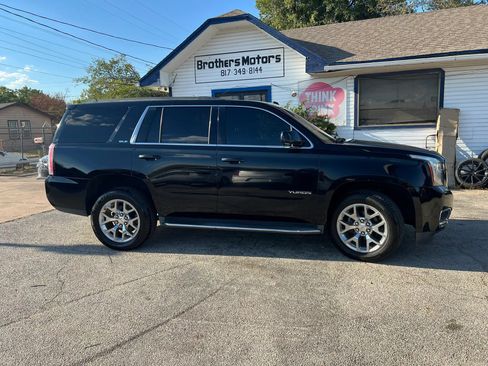 Used 2018 GMC Yukon SLE w/ SLE Value Package AWD/4WD image 5