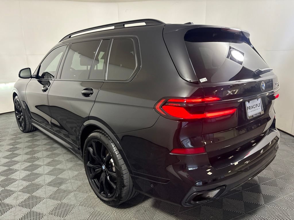 Certified 2026 BMW X7 xDrive40i w/ Executive Package AWD/4WD image 7
