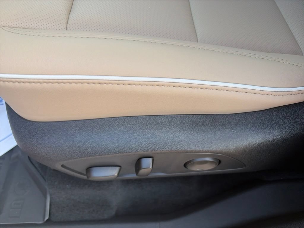 New 2027 Buick Enclave Preferred w/ LPO, Floor Liner Package AWD/4WD image 18